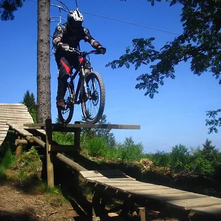 Apartament Welcome In - Met Ski- & Fietsberging, Rustig Gelegen Winterberg